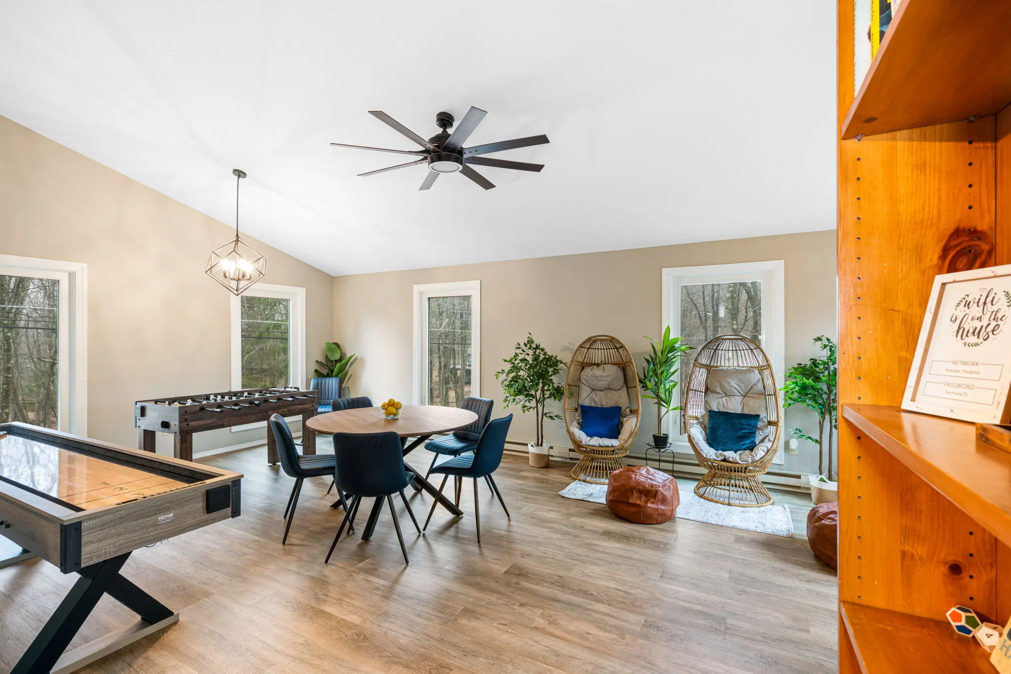 13-web-or-mls-29-wood-st-lake-harmony-pa-18624-airbnb-13